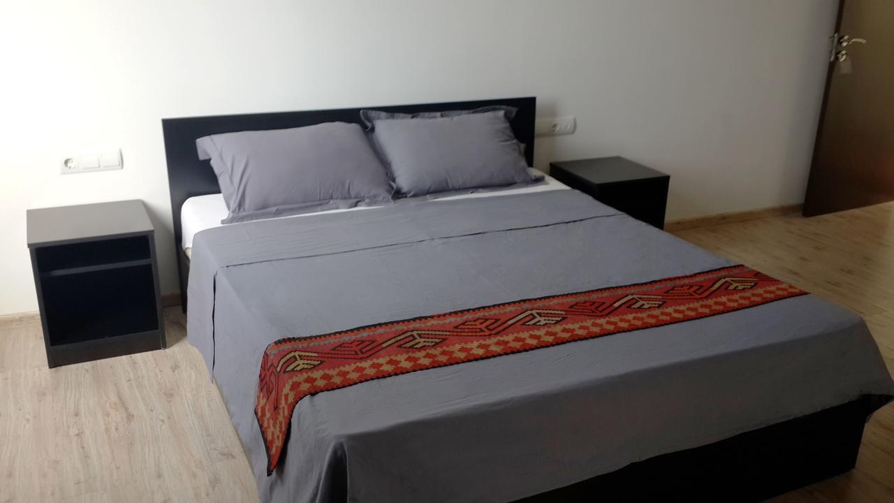 Ossanna Hotel Ереван Экстерьер фото